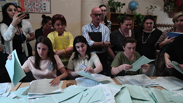 Выборы президента Абхазии состоялись, однако ни один из кандидатов не набрал необходимого количества голосов 