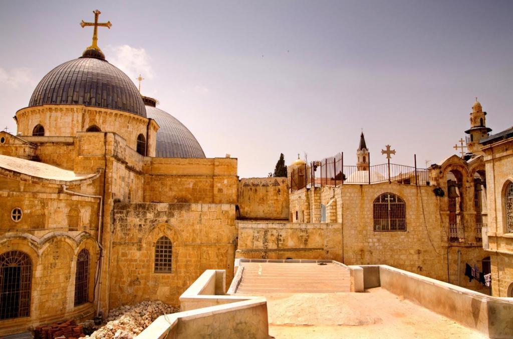 Иерусалим: из-за коронавируса закрыли Храм Гроба Господня 