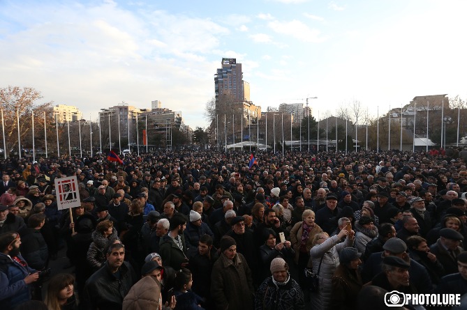 В Ереване стартовало массовое шествие приуроченное к 11-летию событий 1 марта 