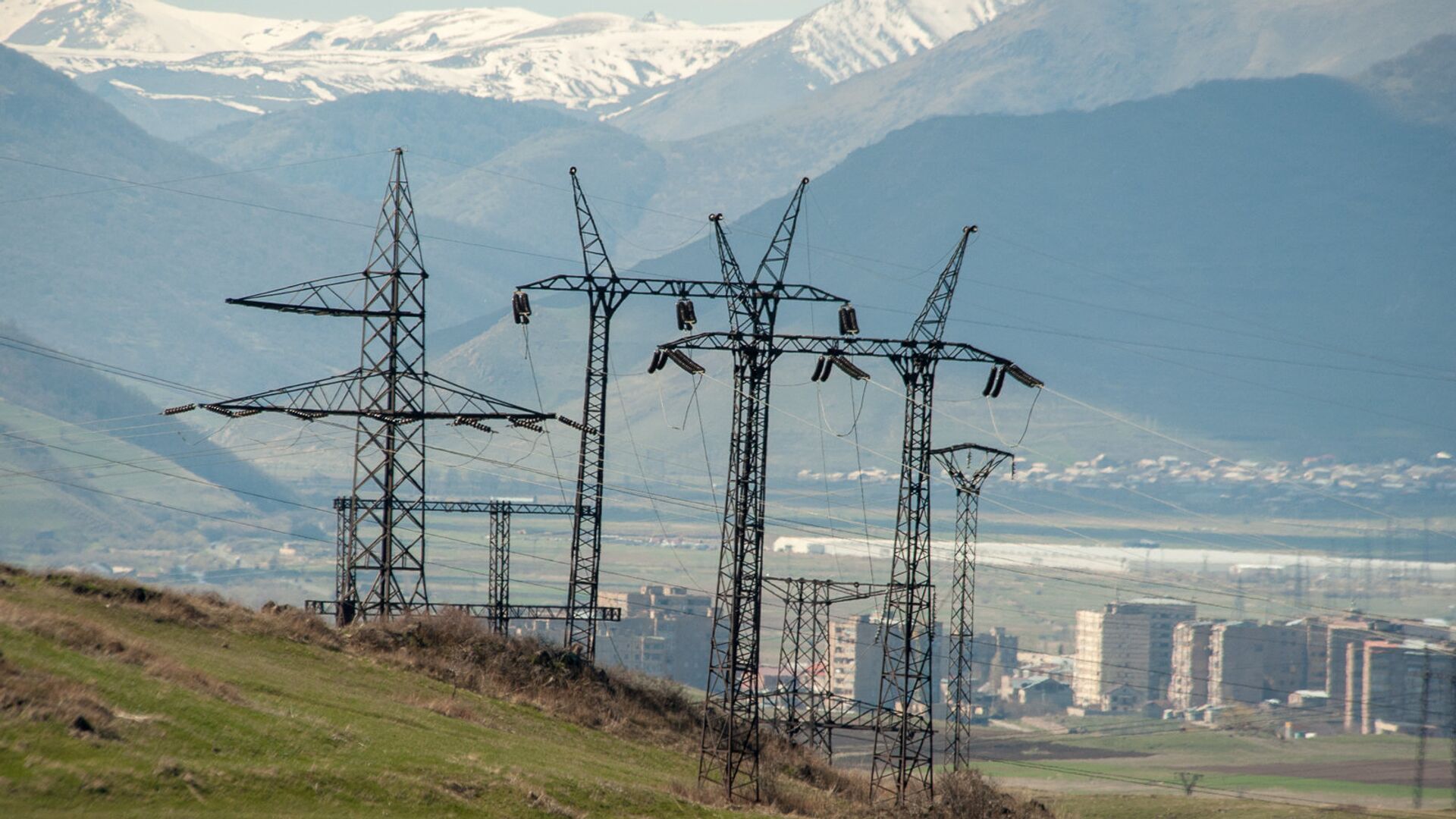 В провинции Восточный Атрпатакан Ирана запущена новая линия электропередачи в Армению 