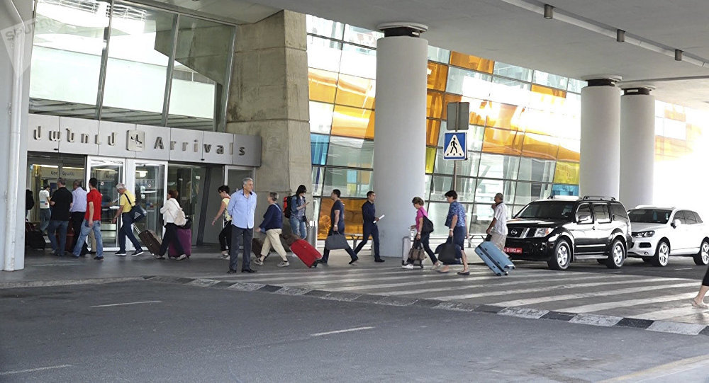 Глава Миграционной службы Армении: Эмиграция продолжает сокращаться, сохраняется положительная динамика 