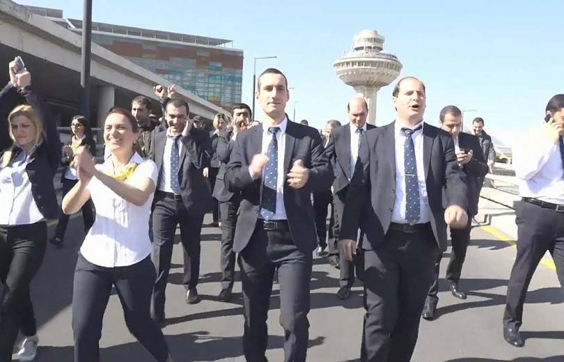 Сотрудники аэропорта «Звартноц» поддерживают правительство во главе с Николом Пашиняном 