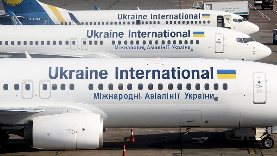 Четвертый эвакуационный авиарейс доставил из Еревана в Киев 76 пассажиров 