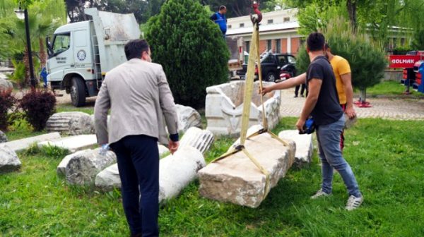 В Турции обнаружены армянские надгробья 17-го века 