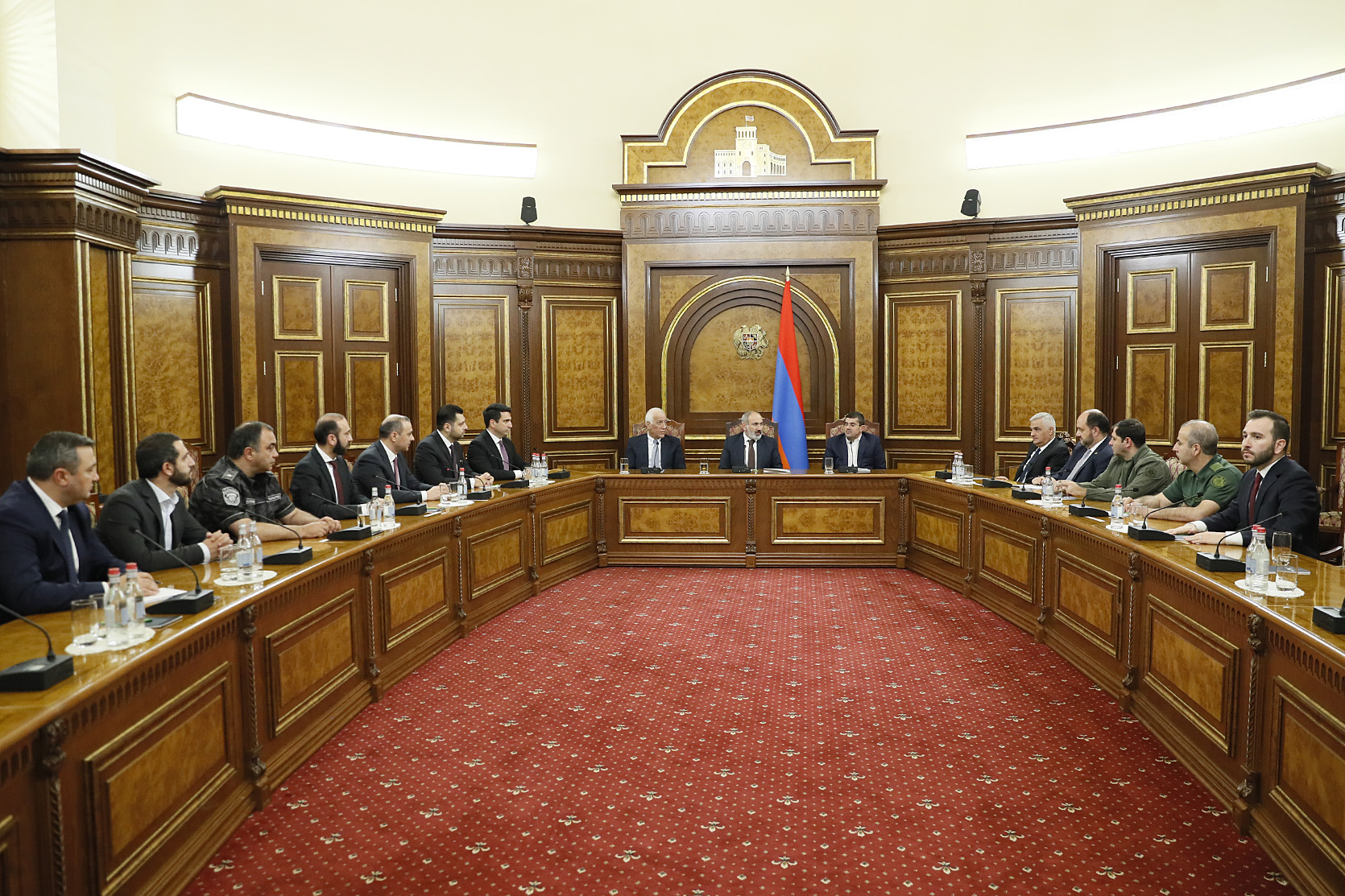 Глава Нагорного Карабаха Араик Арутюнян участвовал в заседании Совета безопасности Армении: на этом этапе не обсуждается ни один документ, связанный со статусом Арцаха 