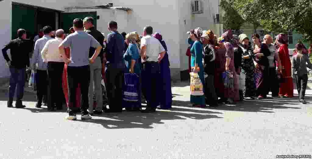 Жители Туркмении массово захотели переехать в Россию 