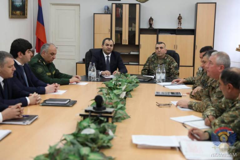 Генпрокурор Армении обсудил вопросы армейской дисциплины с командованием Арцаха 