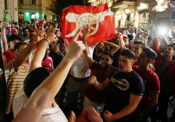 Режим Алиева в ужасе: болельщики Арсенала поют, что были в Карабахе 