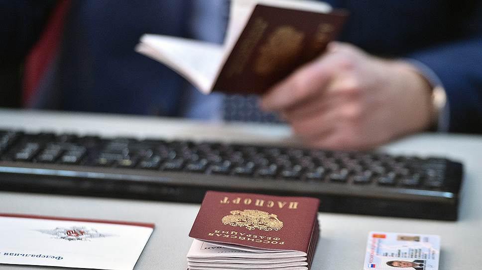 Россия выбыла из топ-50 стран со "свободными" паспортами 