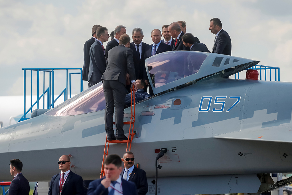 Путин на вопрос Эрдогана о Су-57: летает, можете купить 