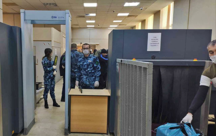 24 гражданина Азербайджана попытались проникнуть в Грузию с высокой температурой и новыми паспортами 