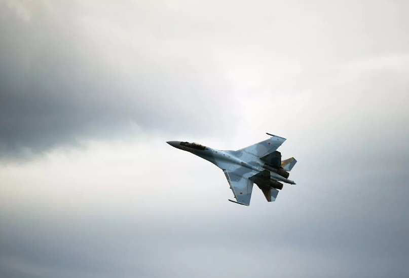 ВМС США заявили о перехвате своего самолета российским Су-35 