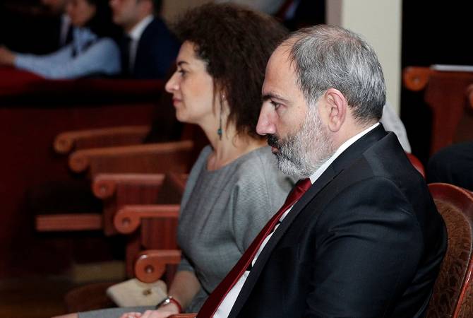 Премьер-министр Армении и его супруга не больны коронавирусом 