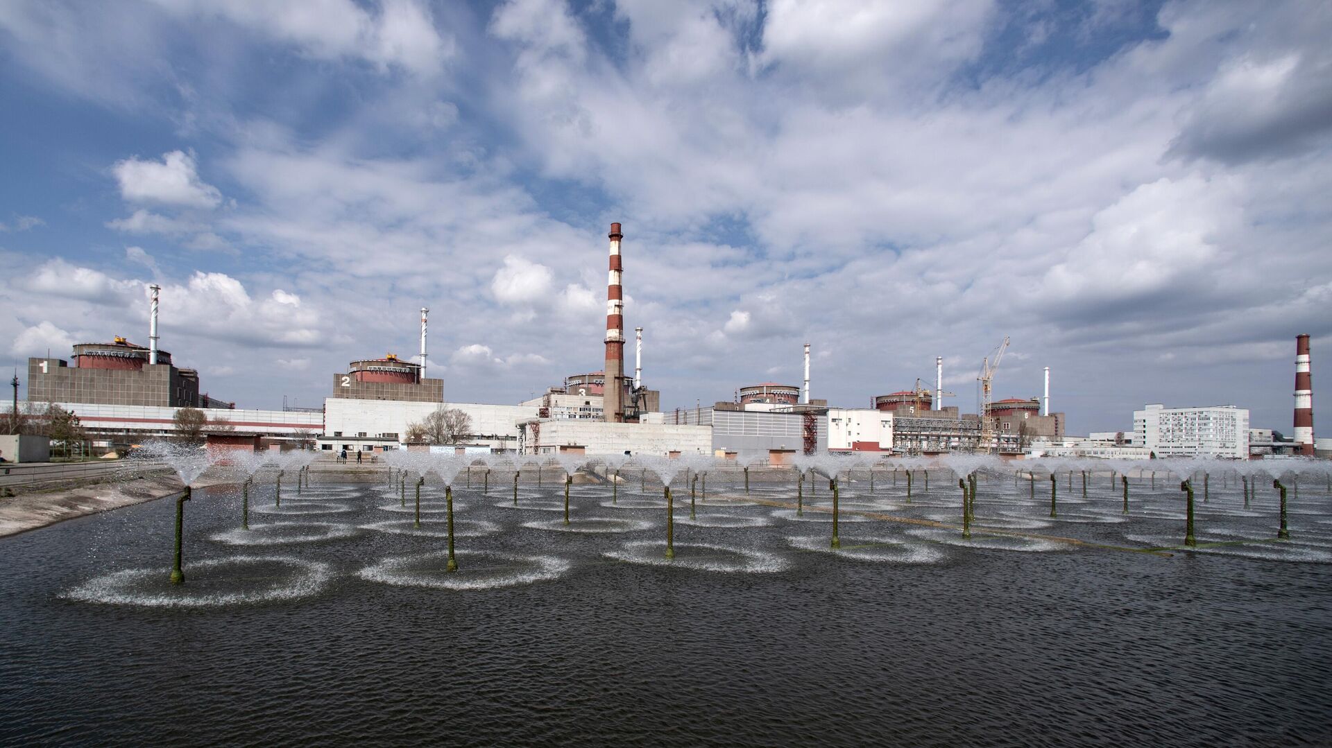 Минобороны России заявило, что радиоактивные вещества с ЗАЭС в случае аварии накроют Скандинавию 