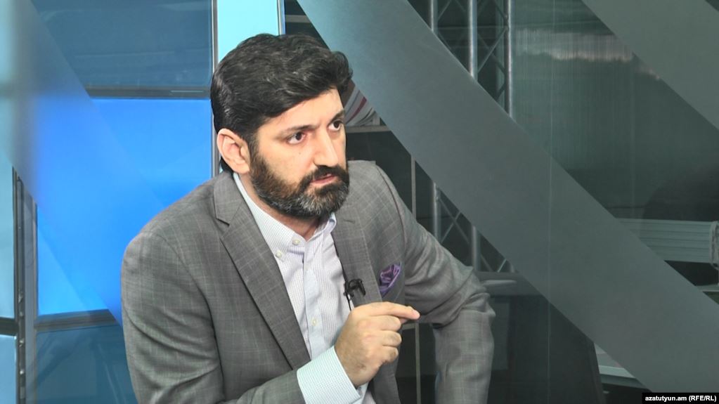 На должность судьи Конституционного суда Армении выдвинута кандидатура известного адвоката Ваге Григоряна 