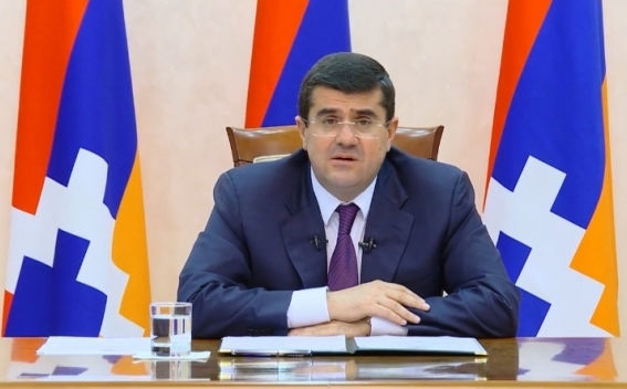 Президент Нагорного Карабаха Араик Арутюнян подписал указ о временном ограничении прав и свобод в условиях военного положения 