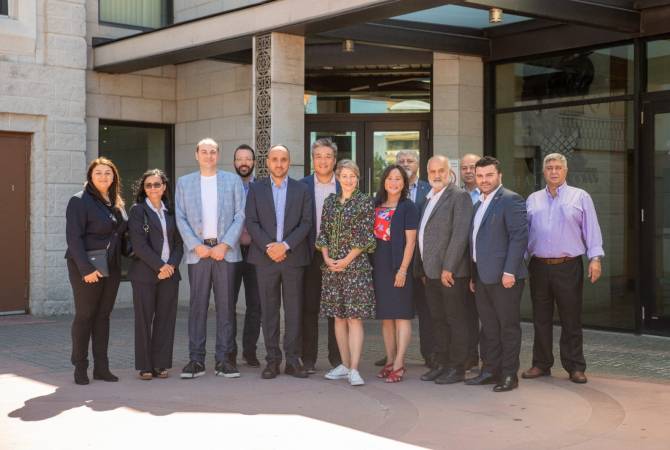 Министр иностранных дел Канады Мелани Жоли посетила армянские учреждения Торонто 