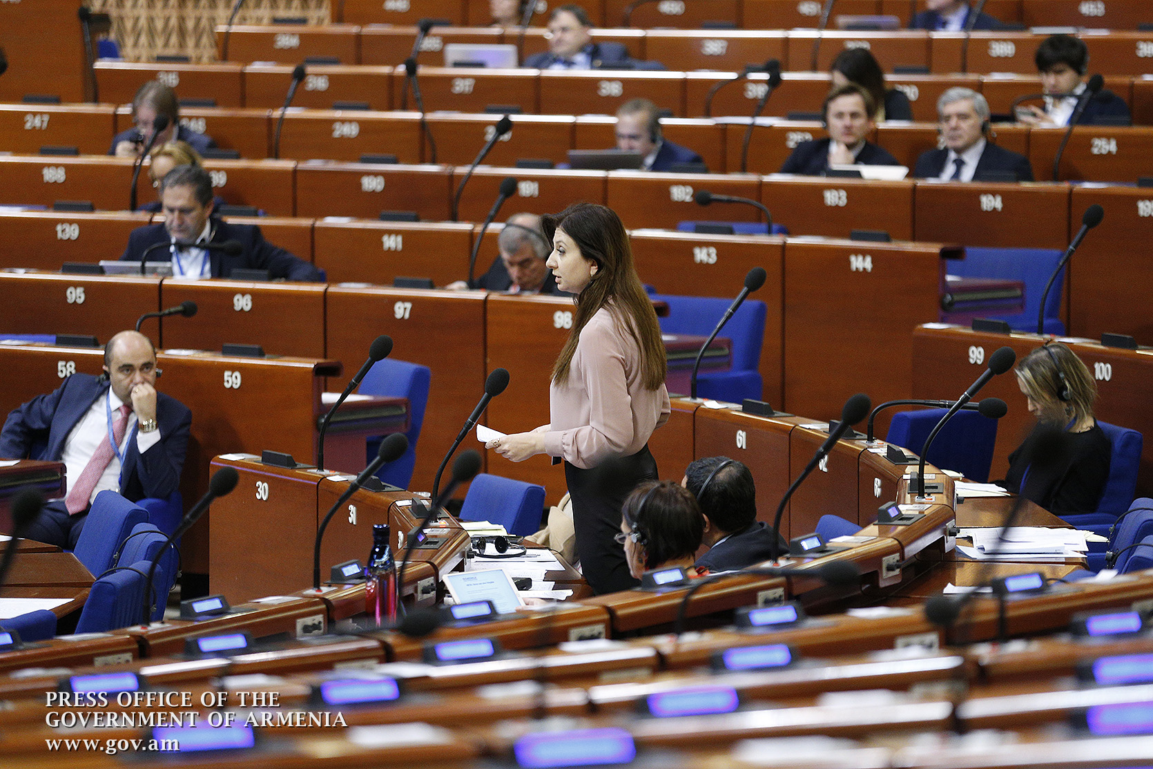 Депутат армянского парламента в ПАСЕ: Я сожалею, что воинственная риторика звучит и от женщины-представителя Азербайджана Мехрибан Алиевой 