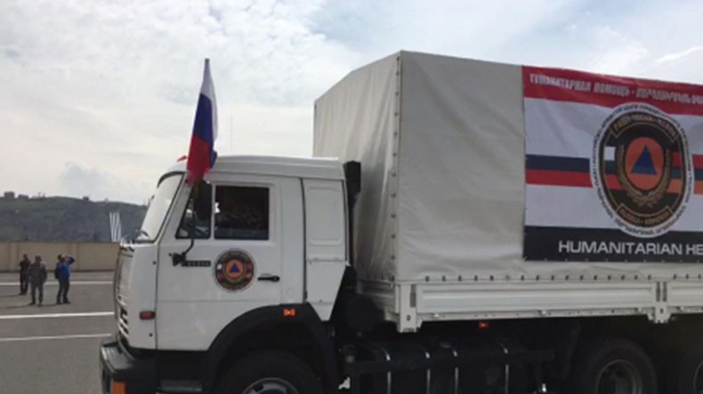 Армения и Россия начали доставку гуманитарной помощи пострадавшему от масштабных наводнений Ирану 