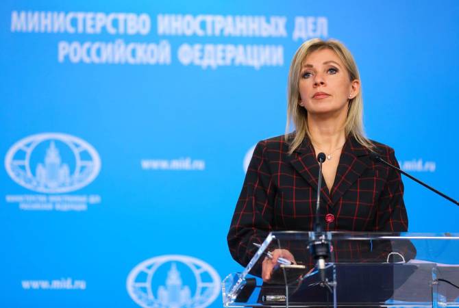 Захарова: Россия считает неприемлемой критику своих миротворцев в контексте ситуации в Лачинском коридоре 