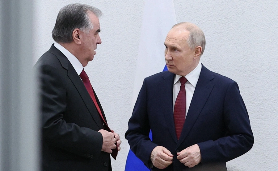 Путин и Рахмон обсудили попытки нагнетания ситуации с мигрантами в России 