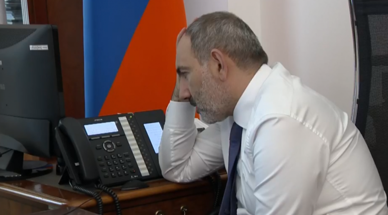 Никол Пашинян пообщался с гражданами Армении по телефону в прямом эфире 