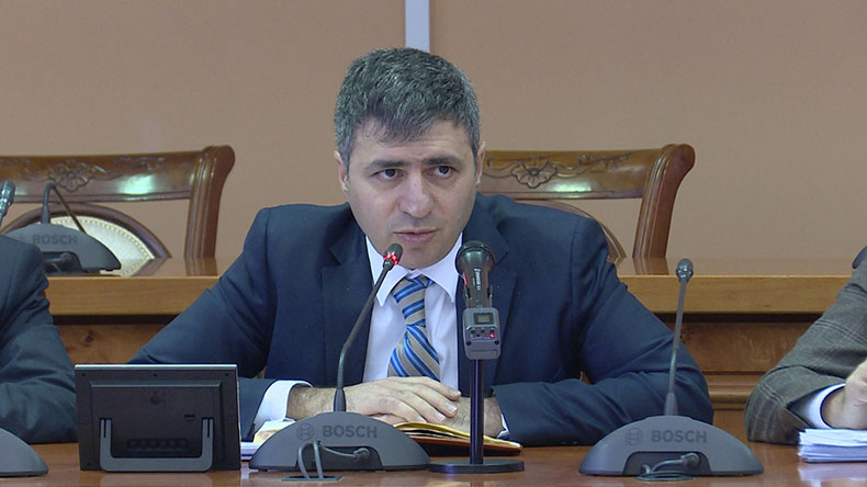 Давид Пахчанян освобожден от обязанностей заместителя министра обороны Армении 