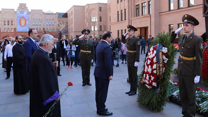 В Москве состоялось возложение венков и цветов в память о жертвах Геноцида армян 