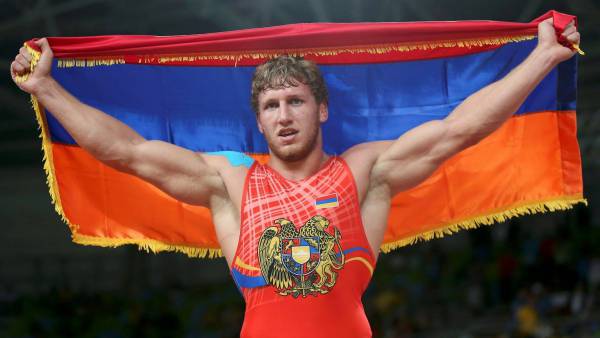 Олимпийский чемпион Артур Алексанян (97 кг) вышел в финал чемпионата мира по греко-римской борьбе в Сербии 
