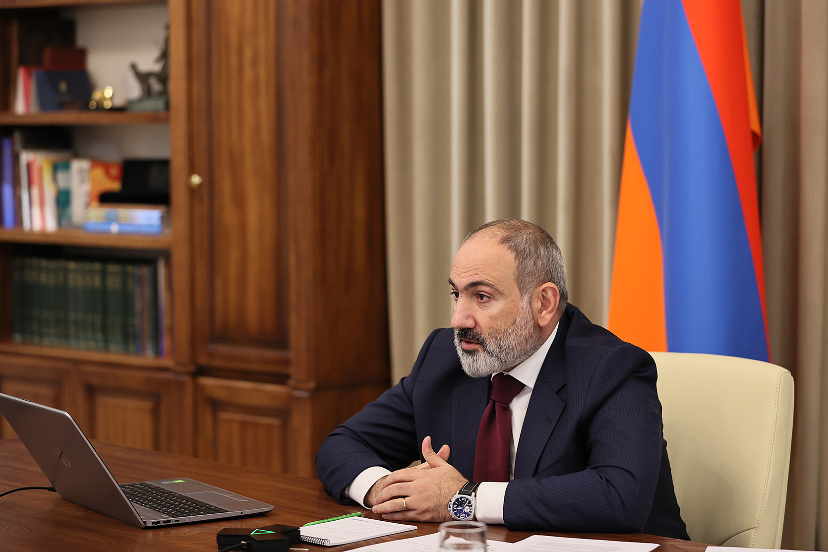 Пашинян: президент Азербайджана готовит геноцид населения Нагорного Карабаха 
