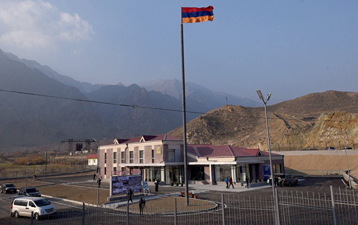 На таможенном пункте Мегри будут заполняться транзитные декларации на товары, ввозимые армянскими грузовиками из Ирана 