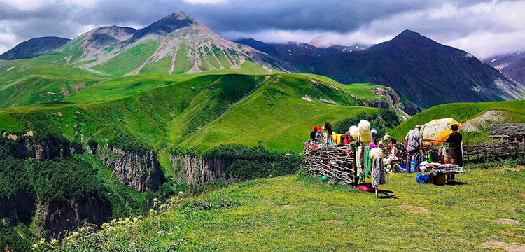 Грузия готовит "зеленые зоны" для приема в июле зарубежных туристов 