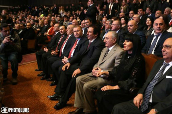Фракция «Царукян» против предложения Никола Пашиняна провести выборы в декабре 