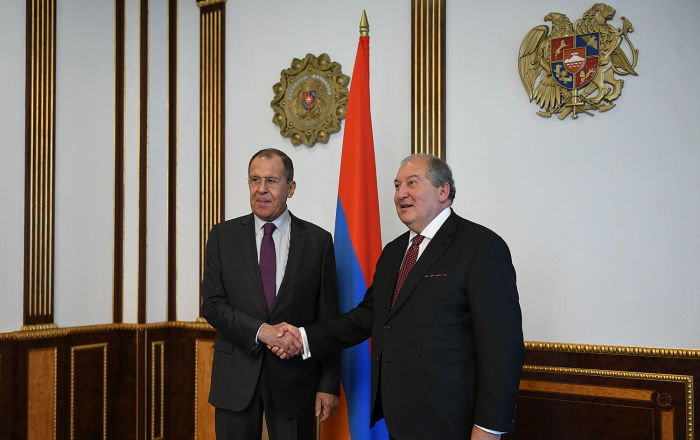Президент Армении поздравил Сергея Лаврова с 70-летием 