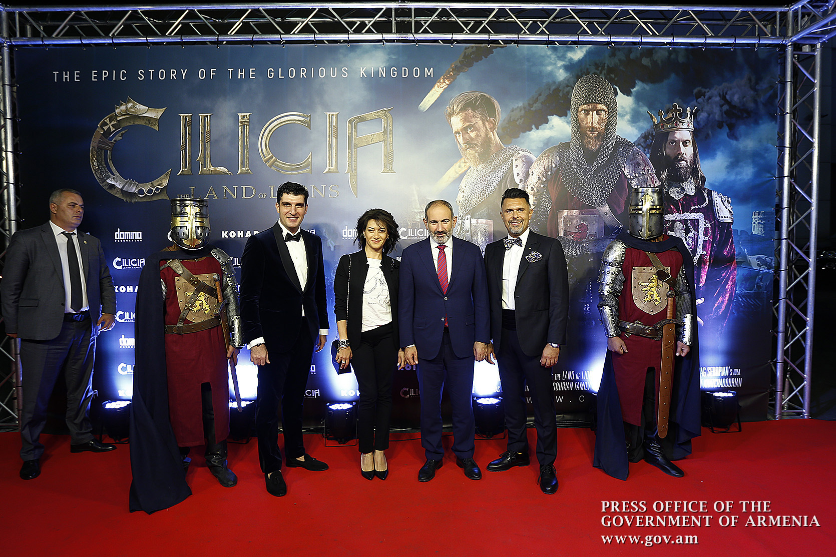 Никол Пашинян присутствовал на премьере фильма-очерка «Киликия. Страна львов» 