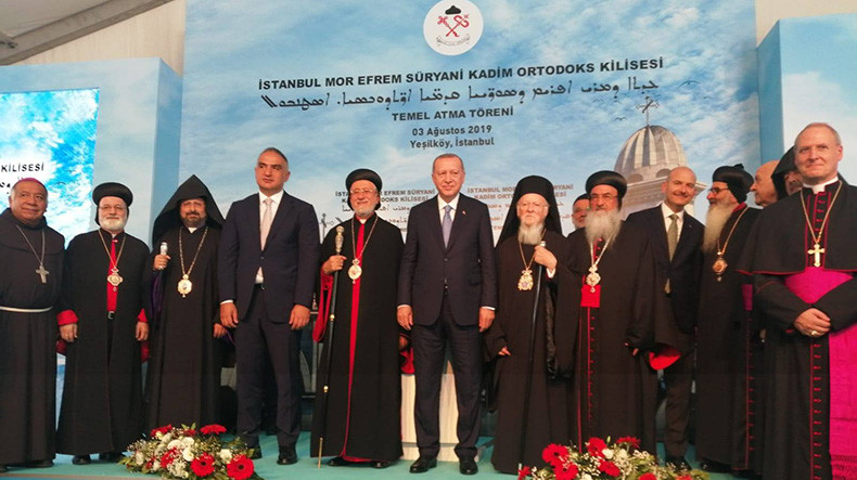 Местоблюститель Константинопольского патриарха ААЦ встретился с президентом Турции 