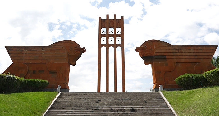 Должностные лица Армении и Карабаха посещают мемориальный комплекс «Сардарапат» 