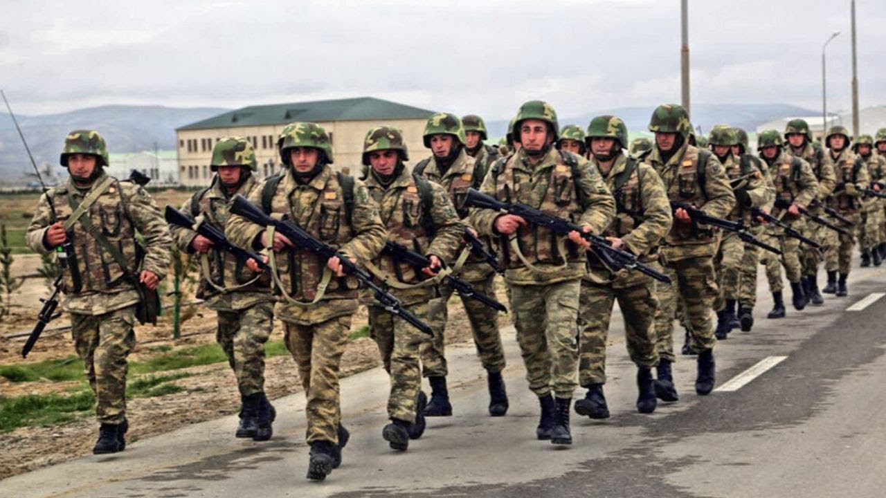 Азербайджанское СМИ: Азербайджанская армия готовится к «идлибскому» сценарию в Карабахе 