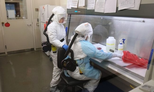 Российский военный эксперт: Коронавирус был создан в лаборатории 