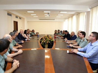 Армению посетили эксперты НАТО в области дистанционного обучения 