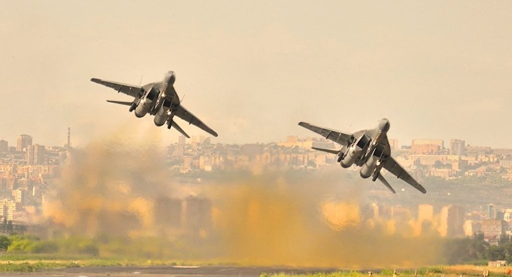 Российские летчики проведут совместные учения с подразделениями ВС Армении 