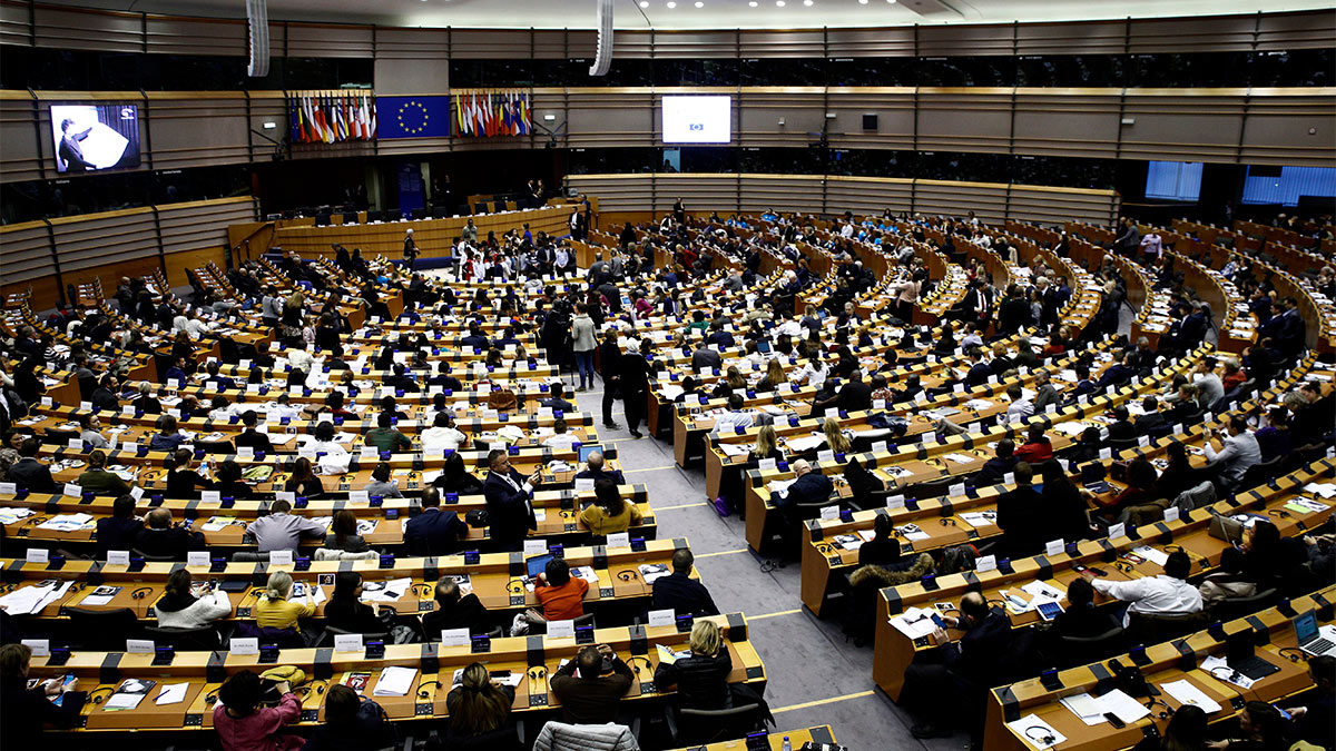 Европейский парламент принял срочную резолюцию о гуманитарных последствиях блокады Нагорного Карабаха 