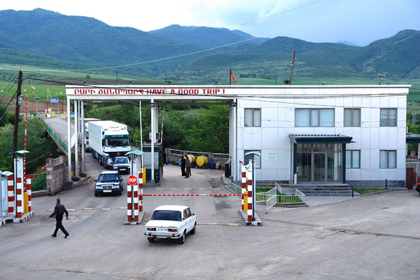 Посольство Армении в Грузии: КПП «Садахло» 23 марта с 21:00 будет открыт для грузового транспорта 