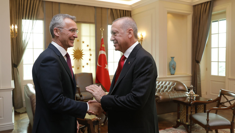 "Турецкий бастион НАТО". Анкара разворачивается от Москвы на Запад 