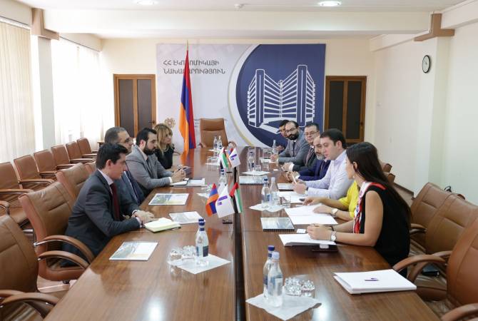 Инвесторы представили министру концепцию небоскреба, строящегося в Ереване 