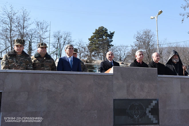 Первое участие Сержа Саргсяна в публичном мероприятии: экс-президент посетил Карабах 