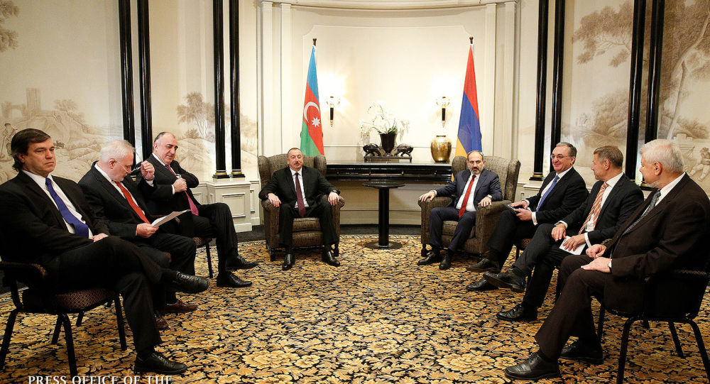 ЕС: Призыв лидеров Армении и Азербайджана к укреплению прекращения огня обнадеживает 