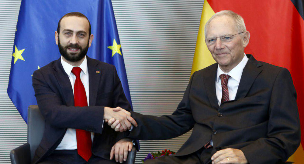 Спикер армянского парламента обсудил в Германии важность начала переговоров по либерализации визового режима 
