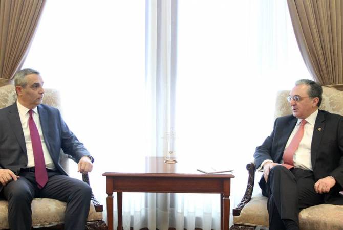 Статус и безопасность Арцаха являются приоритетами для Республики Армения — Зограб Мнацаканян встретился с министром иностранных дел Арцаха 