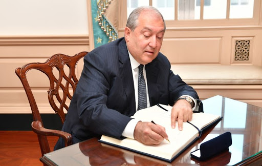 Президент Армении подписал закон о конфискации незаконно нажитого имущества без суда 